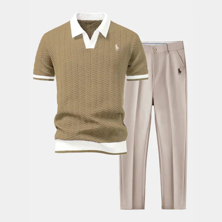 V-Ausschnitt-Poloshirt & Schlanke Anzughose
