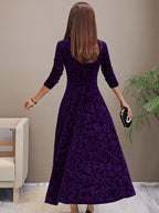 Anny™ - Elegantes Festkleid aus Samt mit V-Ausschnitt