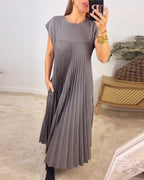 Petra™ – Zeitloses & Bequemes Plissiertes Kleid
