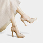 Rosa Leder-High Heels